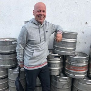 Meet your Posher, Robert